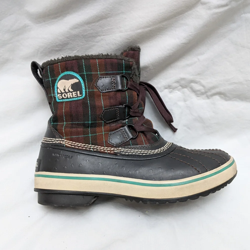 Sorel Girls Tivoli Insulated Snow Boots Size 6
